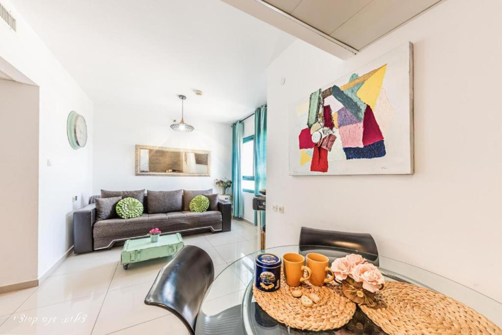 Luxury Apartment On The Lake Тиберия Екстериор снимка